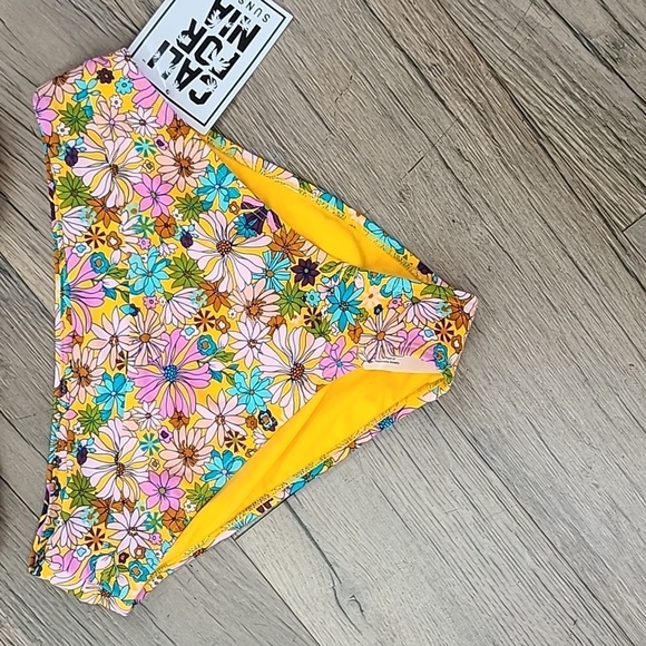 California Sunshine Bikini NWT - Picture 3 of 7